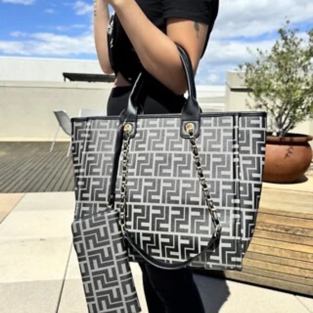 2pc Tote Bag w Wallet NWT - Picture 3 of 7